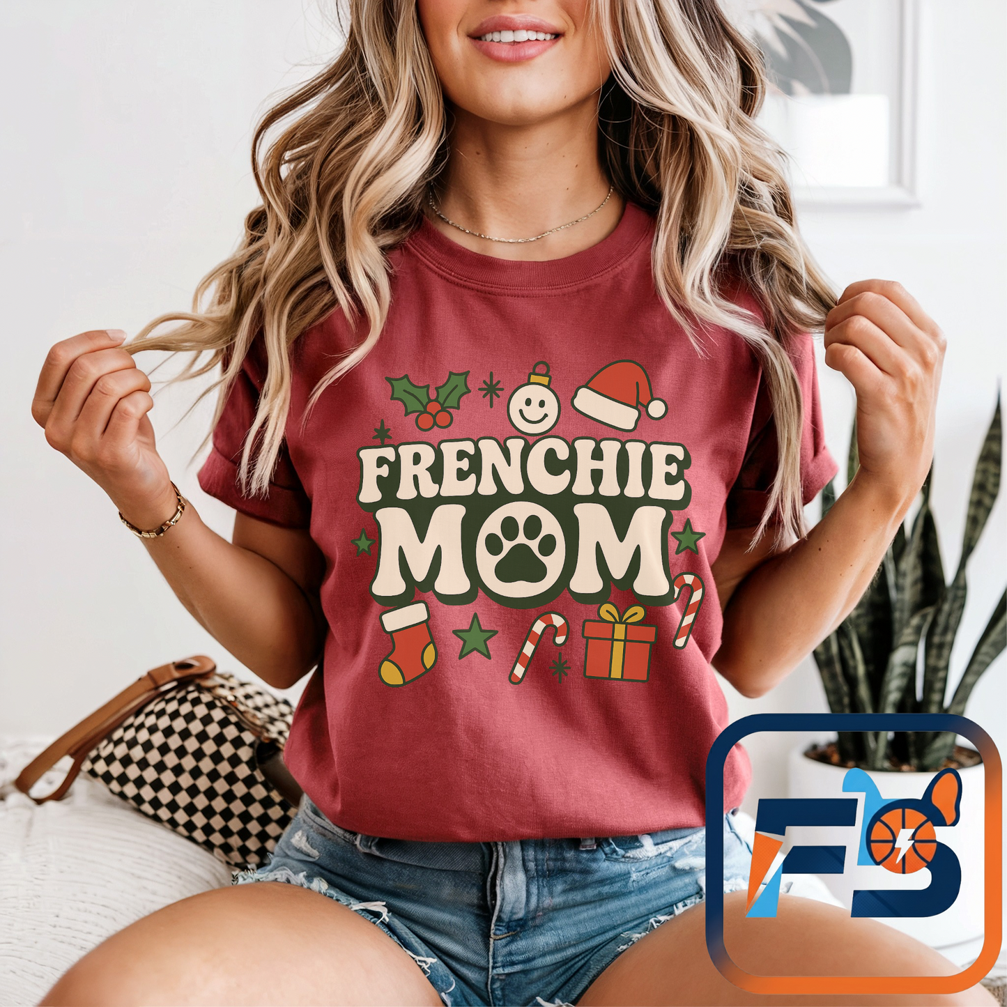 Merry Frenchie Mom T-Shirt | Christmas Dog Mom Tee | Festive French Bulldog Top | Cute Holiday Dog Lover Gift Shirt